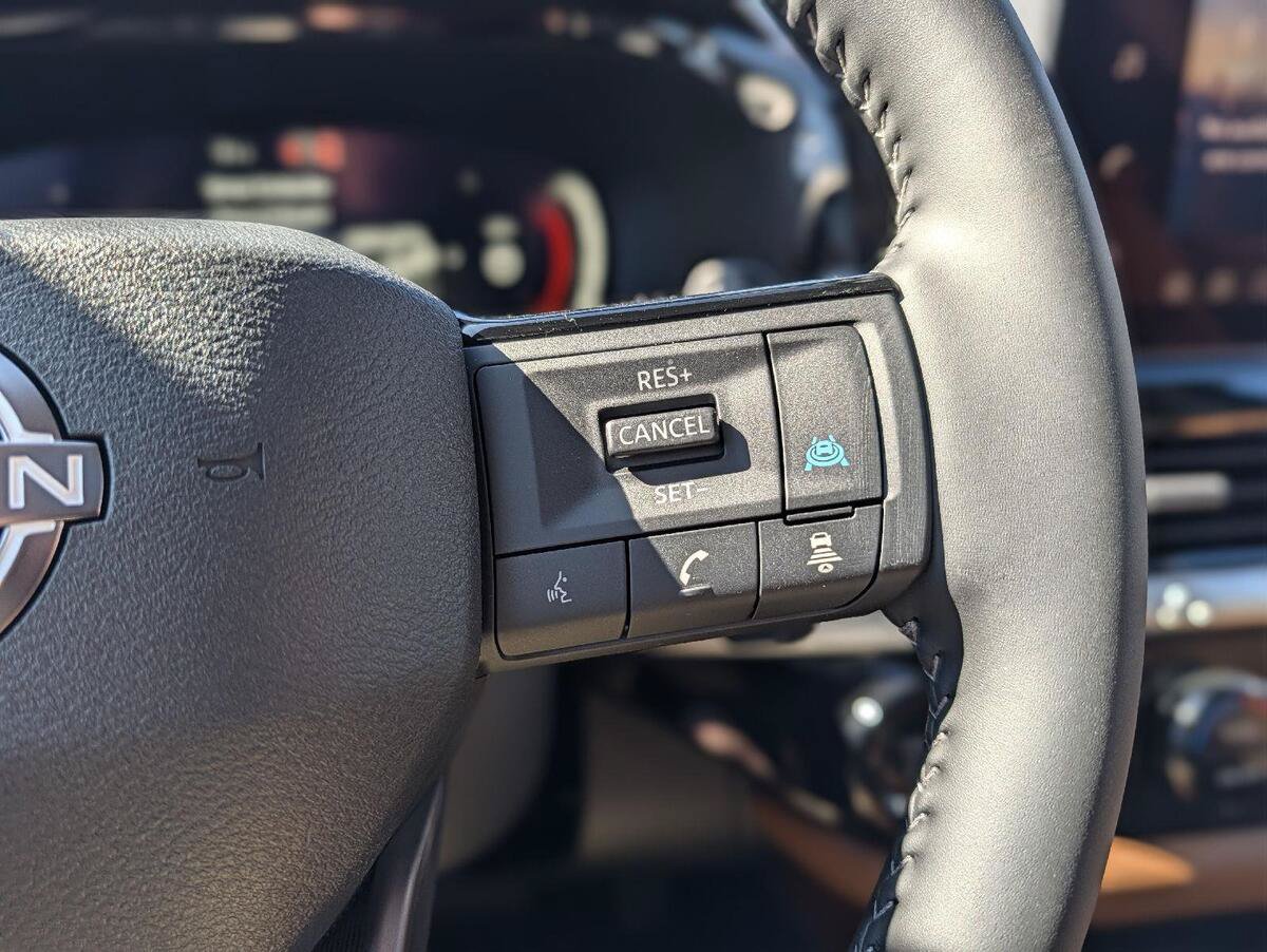 New 2026 Nissan Pathfinder Platinum AWD/4WD image 22