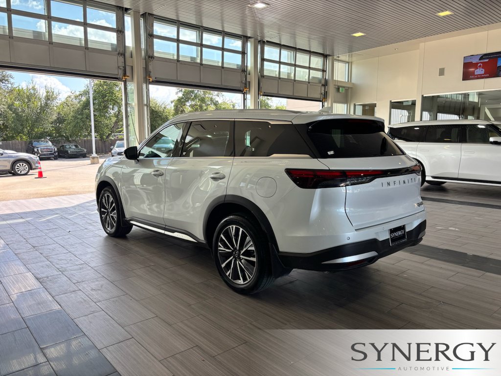 Certified 2026 INFINITI QX60 Luxe w/ Cargo Package AWD/4WD image 25