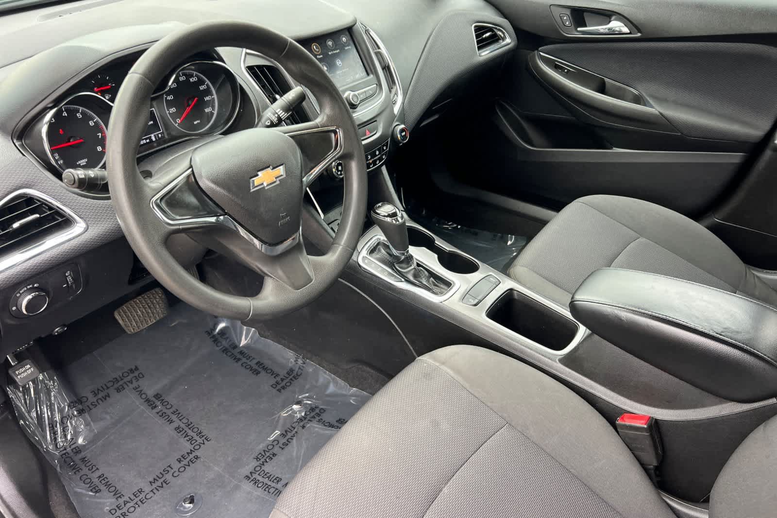 Used 2019 Chevrolet Cruze LS FWD image 11