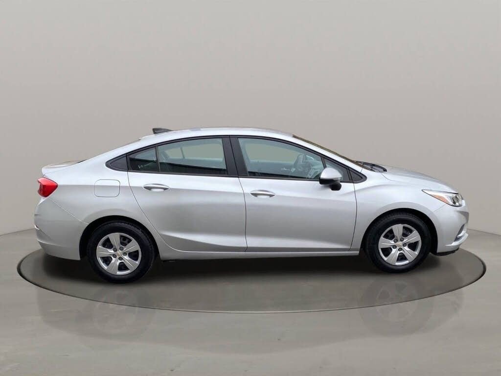 Used 2016 Chevrolet Cruze LS image 7