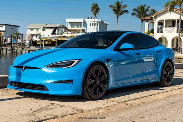 Used 2022 Tesla Model S Plaid image 14