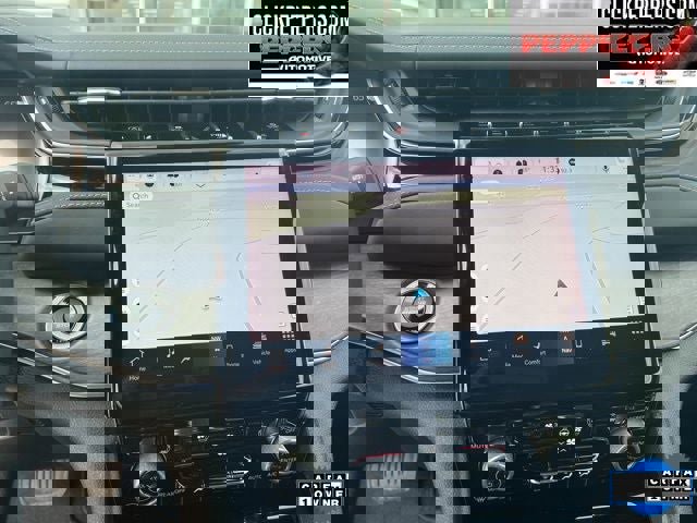 Used 2023 Jeep Grand Cherokee Overland w/ Adv Protech Group III image 17