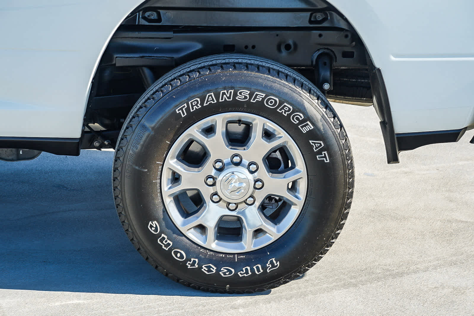 Used 2024 RAM 2500 Laramie image 12