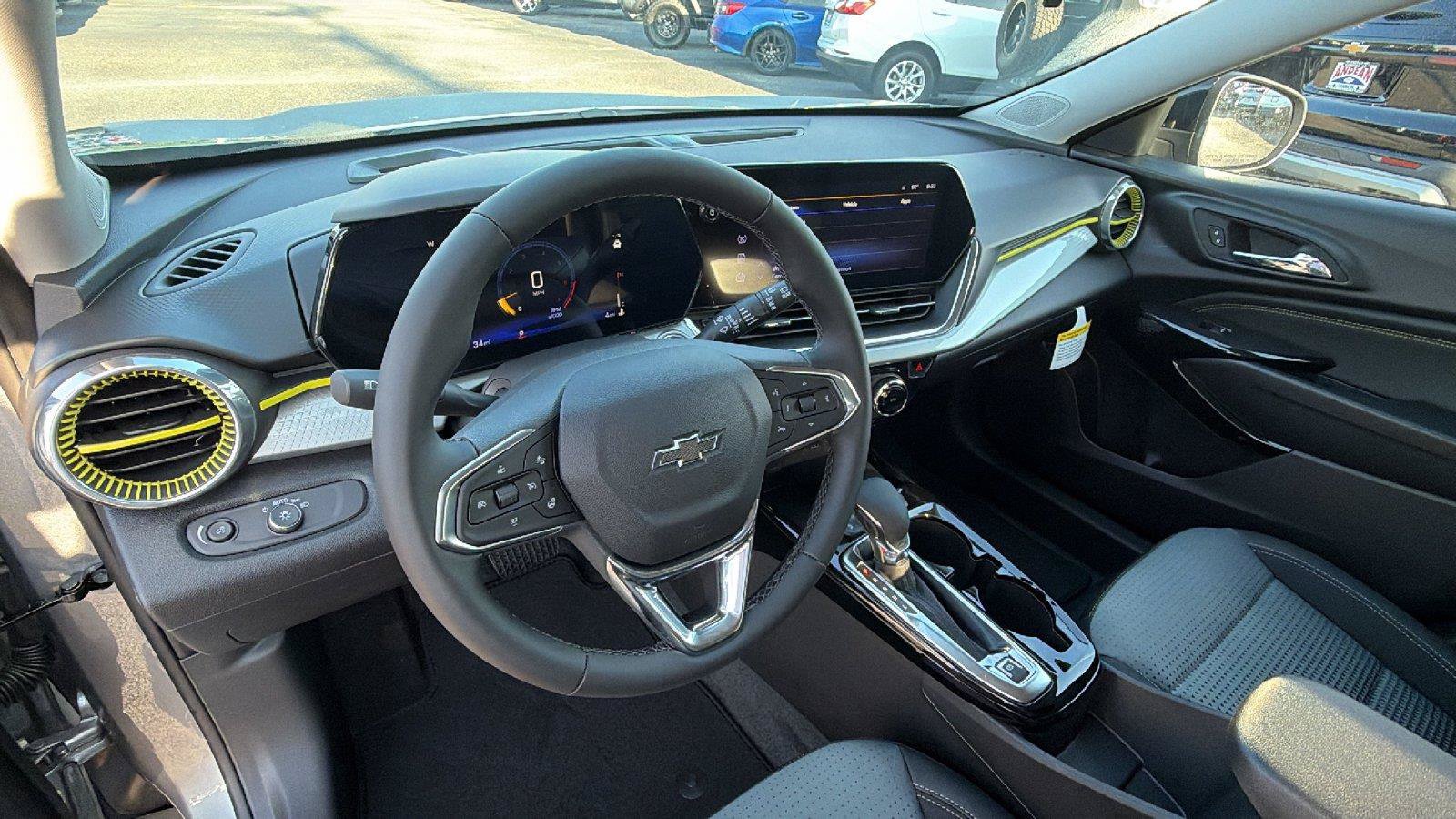 New 2026 Chevrolet Trax LT w/ Driver Confidence Package FWD image 19