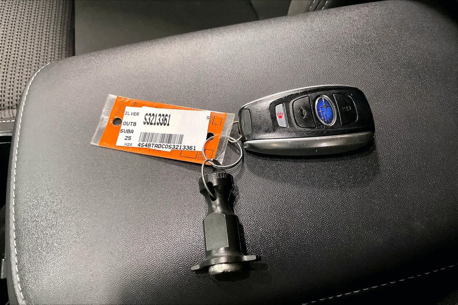 Used 2025 Subaru Outback Premium AWD/4WD image 14