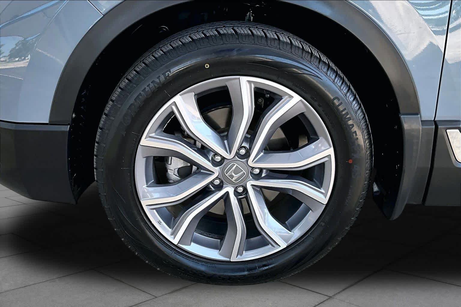Used 2021 Honda CR-V Touring image 11