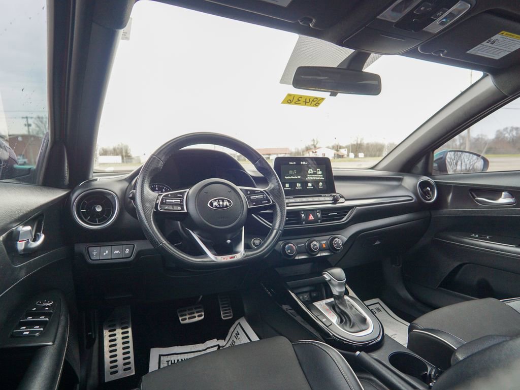 Used 2021 Kia Forte GT-Line w/ GT-Line Premium Package image 13