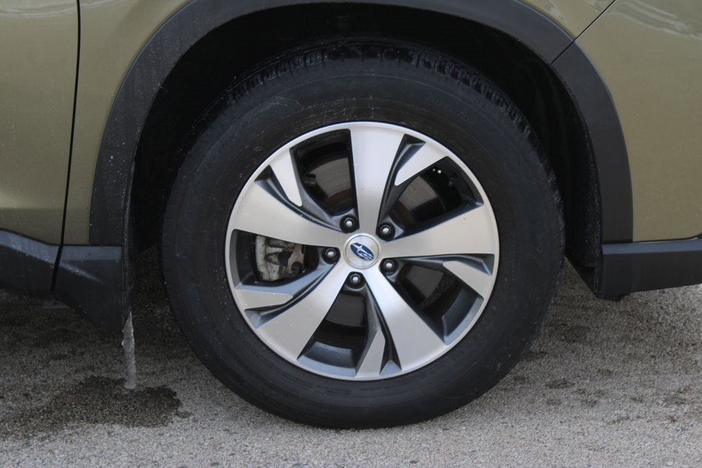 Certified 2023 Subaru Ascent Premium w/ Convenience Package image 33