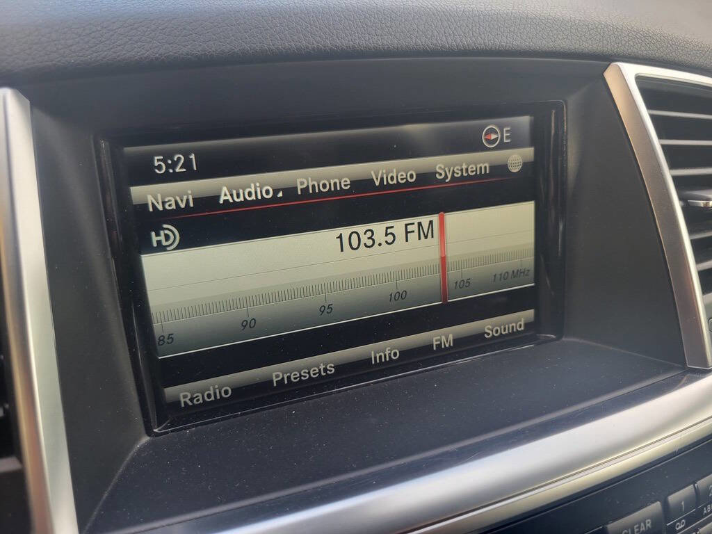 Used 2014 Mercedes-Benz ML 350 BlueTEC 4MATIC image 30