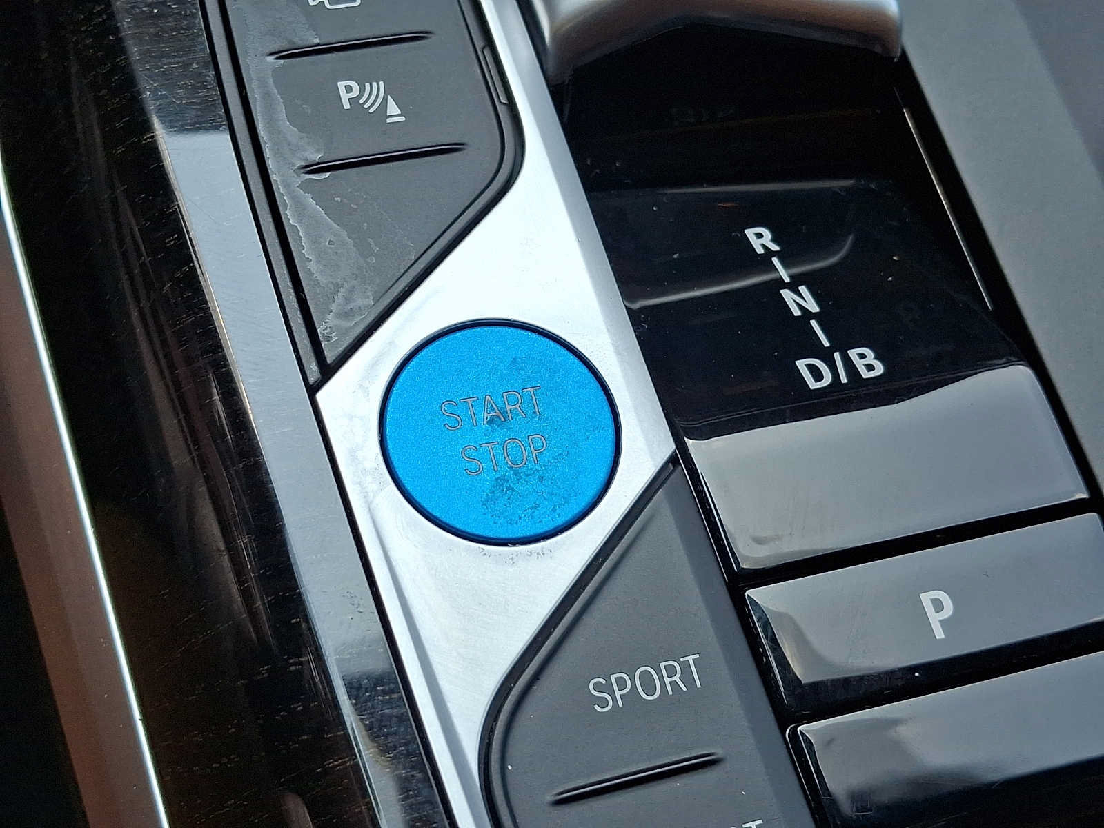 Used 2024 BMW i4 eDrive35 w/ Premium Package RWD image 26
