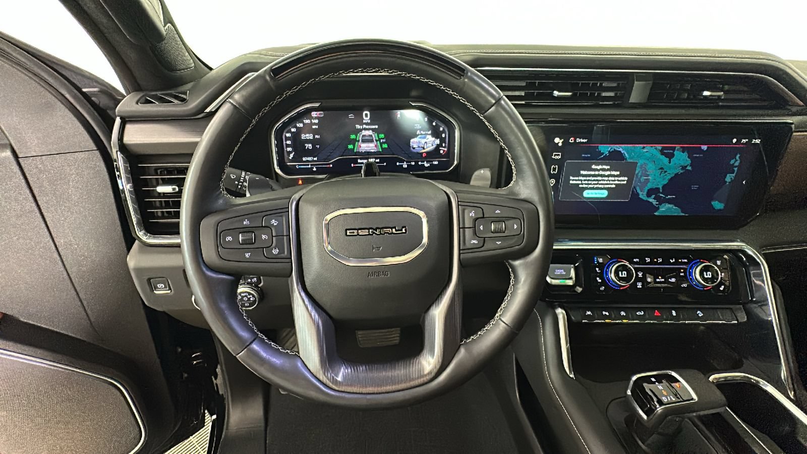 Used 2025 GMC Sierra 1500 Denali Ultimate AWD/4WD image 18