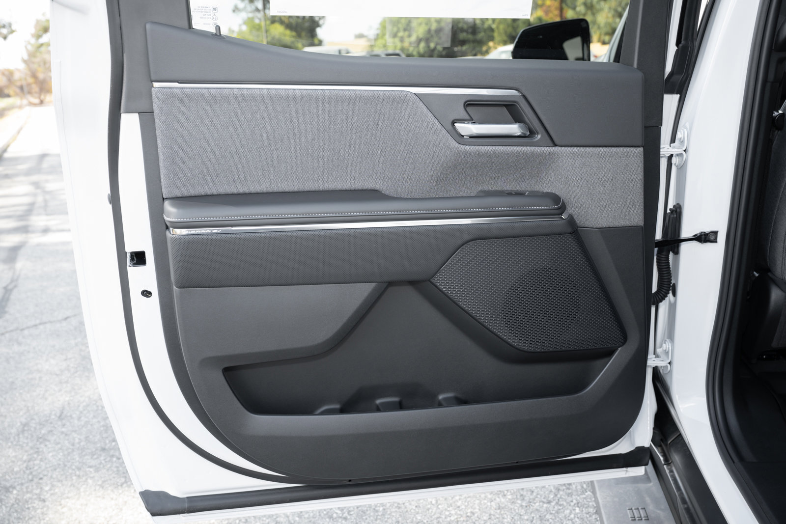 New 2026 GMC Sierra EV Elevation image 35