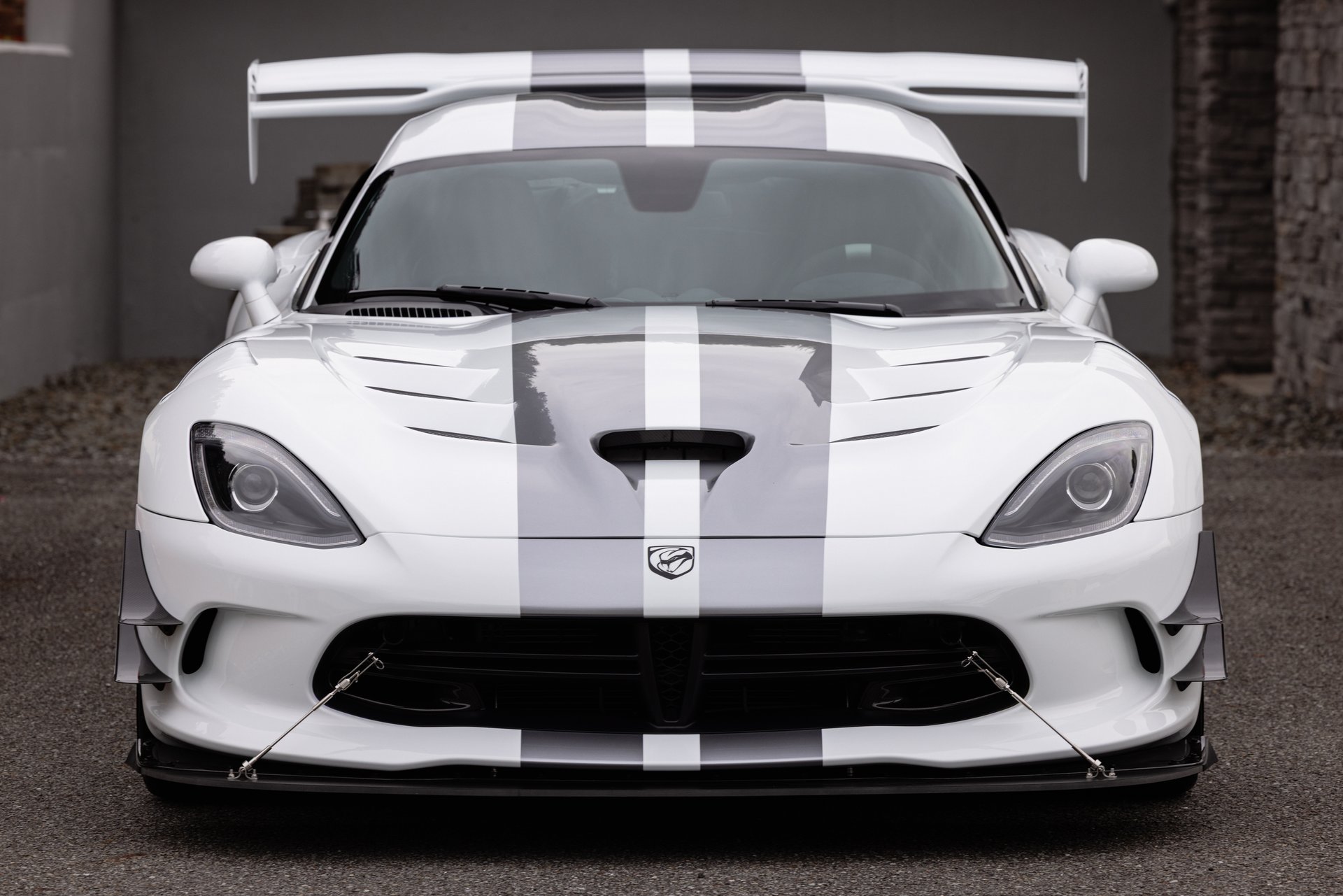 Used 2017 Dodge Viper ACR w/ Extreme Aero Package RWD image 35