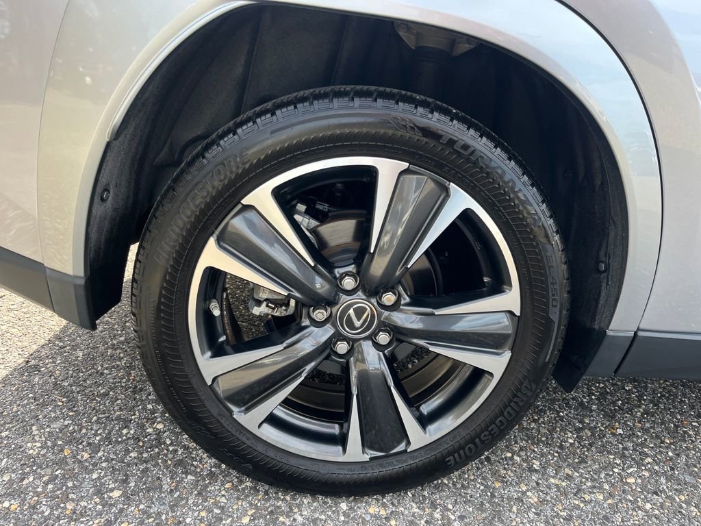 Used 2023 Lexus UX 250h AWD w/ Accessory Package (Z2) image 24