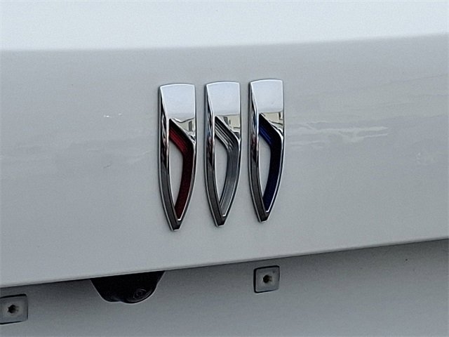 Used 2025 Buick Envision Preferred image 31