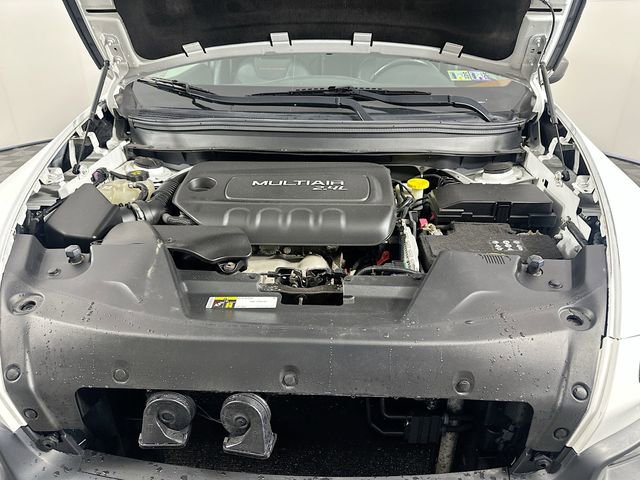 Used 2016 Jeep Cherokee Trailhawk w/ Cold Weather Group image 28