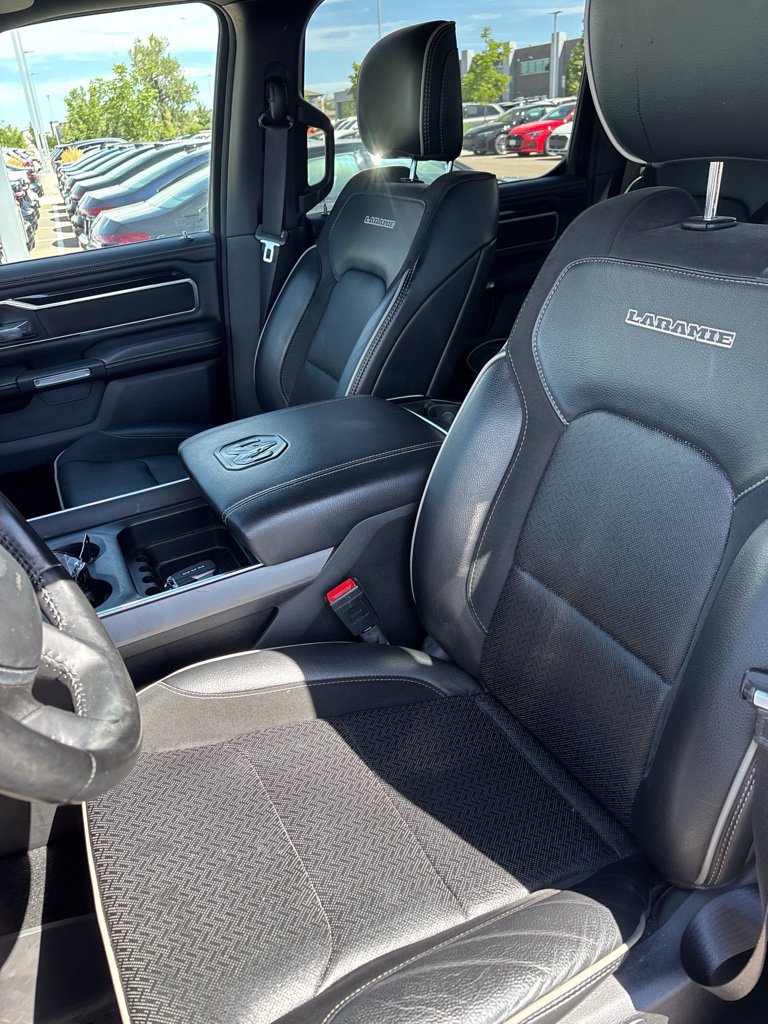 Used 2022 RAM 1500 Laramie w/ Sport Appearance Package AWD/4WD image 6
