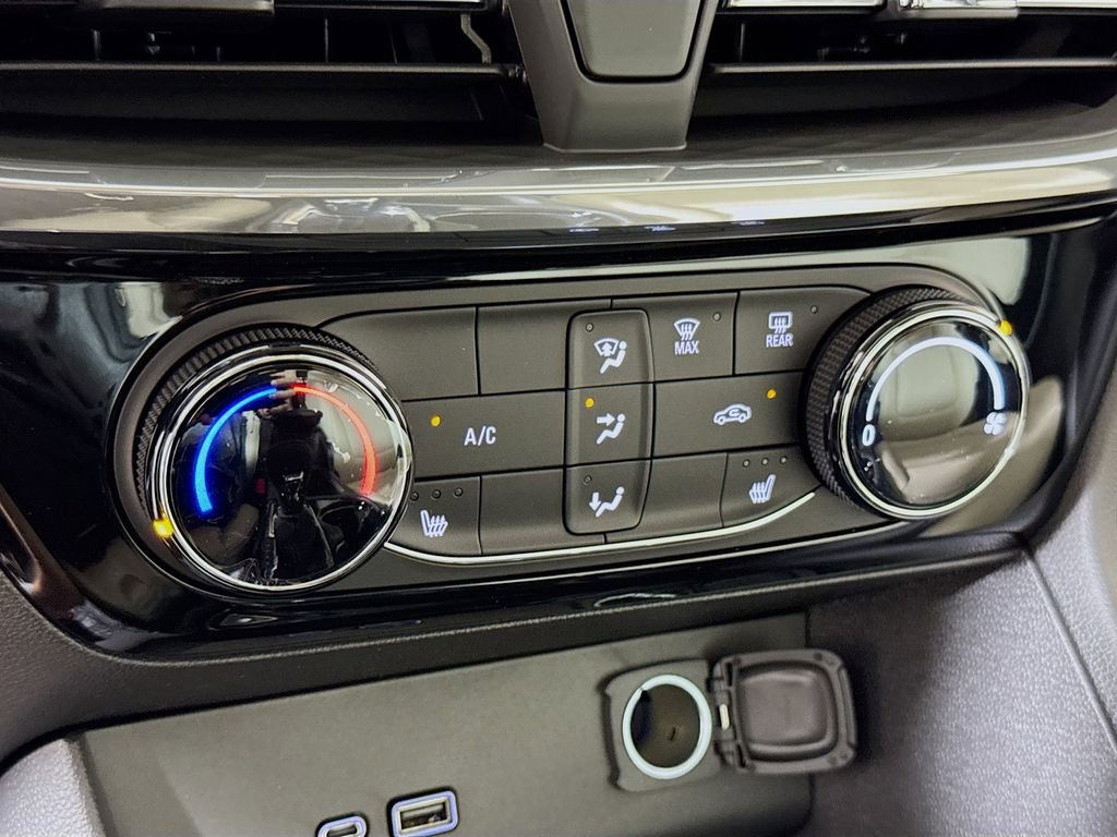New 2026 Buick Encore GX Sport Touring w/ Advanced Technology Package image 9