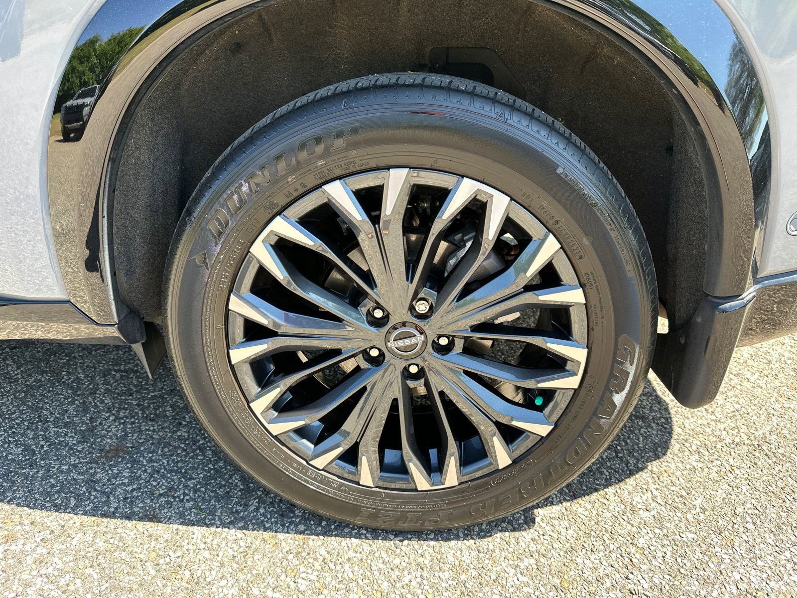 Used 2024 Nissan Rogue Platinum w/ Platinum Premium Package image 18