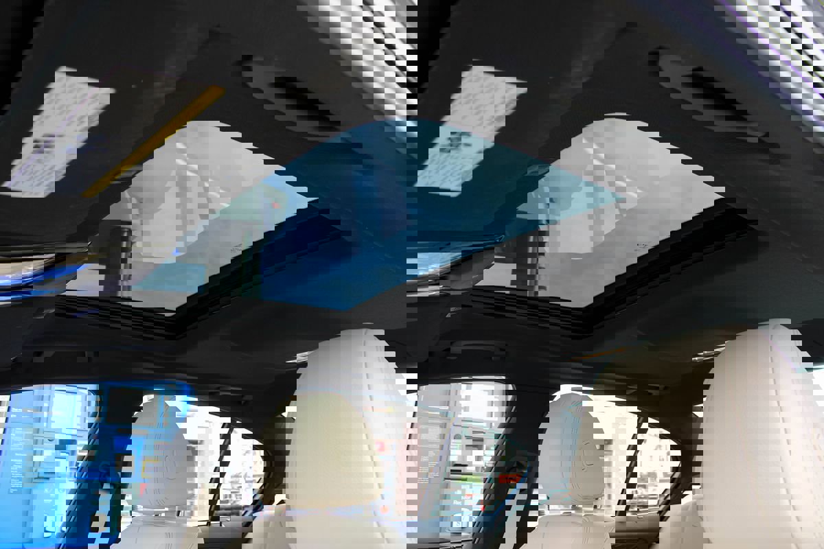 Used 2017 BMW 530i RWD image 26