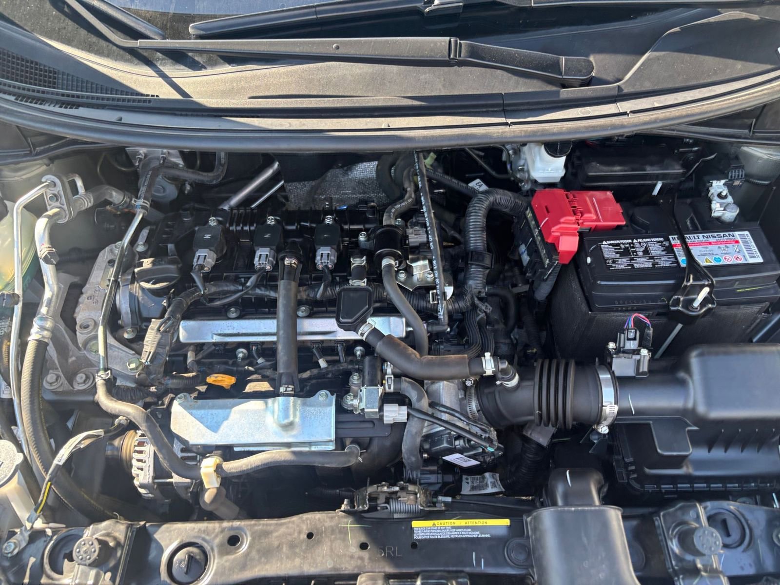 Used 2025 Nissan Versa SV image 30