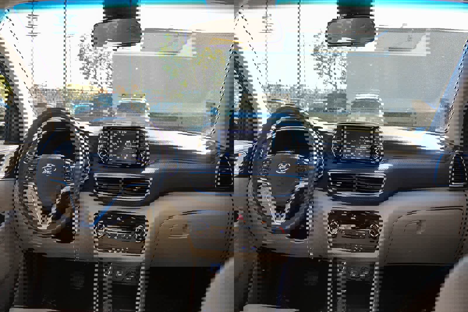 Used 2019 Hyundai Tucson SE image 16