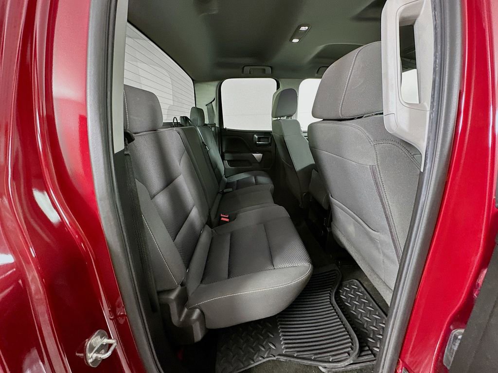 Used 2018 Chevrolet Silverado 1500 LT w/ All Star Edition image 32