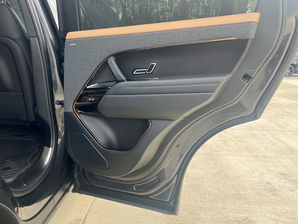 New 2024 Land Rover Range Rover Sport Dynamic SE image 12
