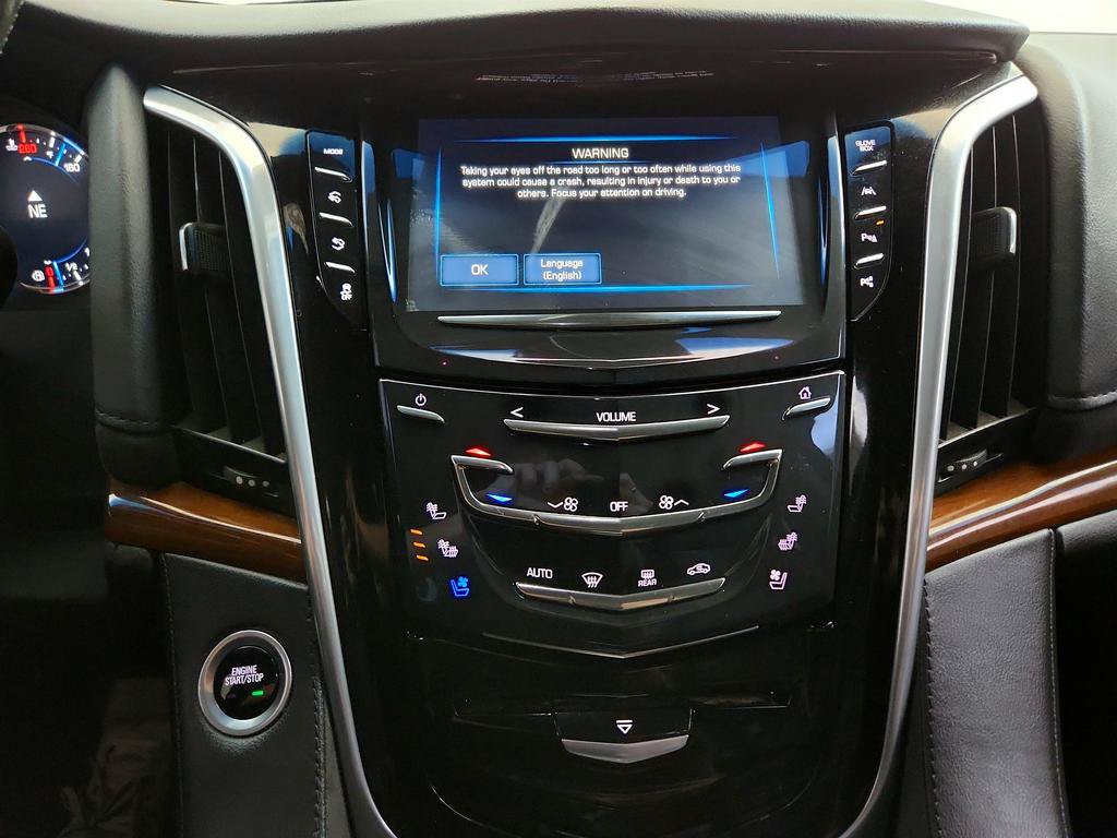 Used 2019 Cadillac Escalade Luxury AWD/4WD image 20