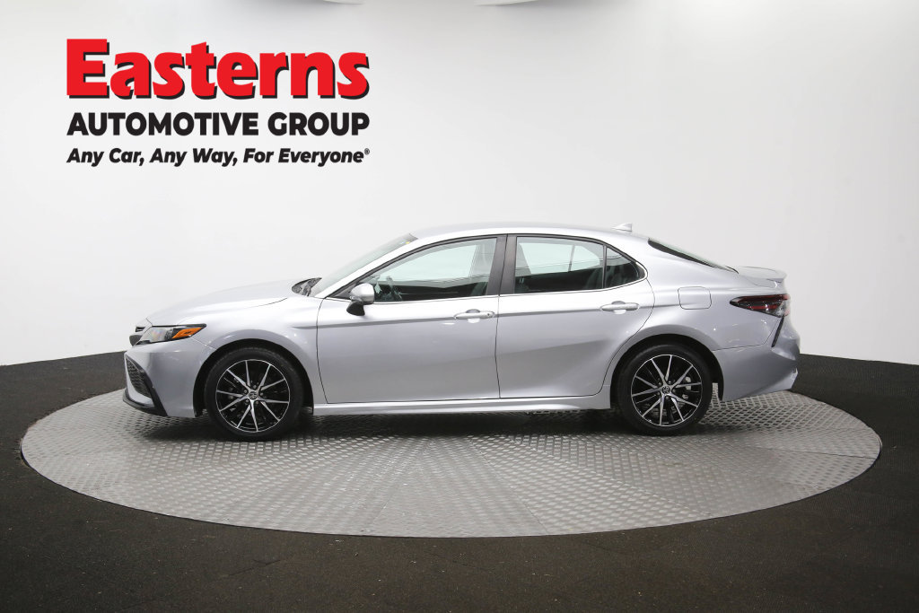 Used 2024 Toyota Camry SE FWD image 60
