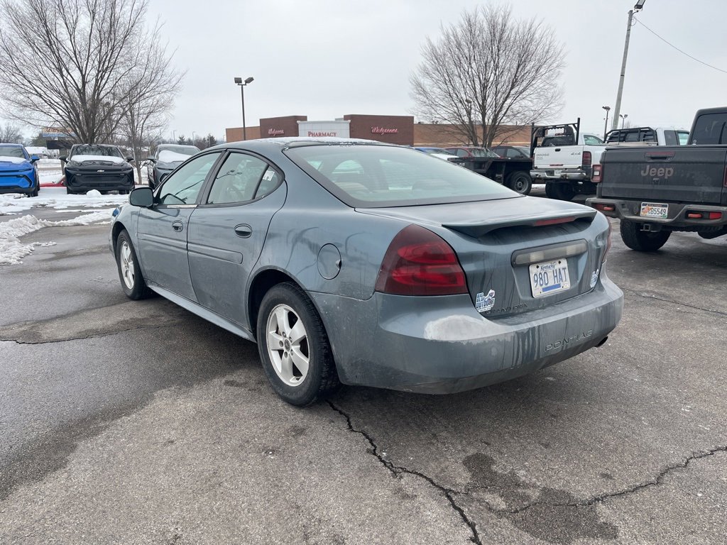Used 2006 Pontiac Grand Prix w/ Preferred Package image 4