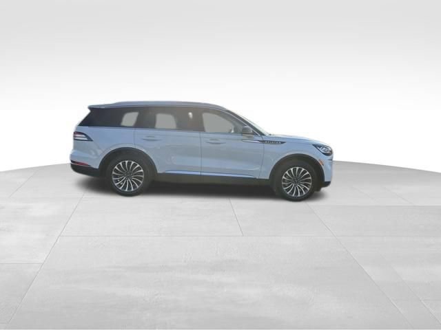 Certified 2020 Lincoln Aviator Reserve w/ Elements Package Plus AWD/4WD image 5