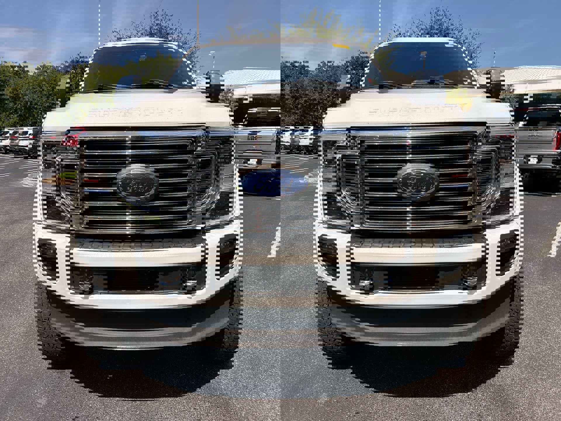 Used 2020 Ford F450 Platinum w/ FX4 Off-Road Package image 3