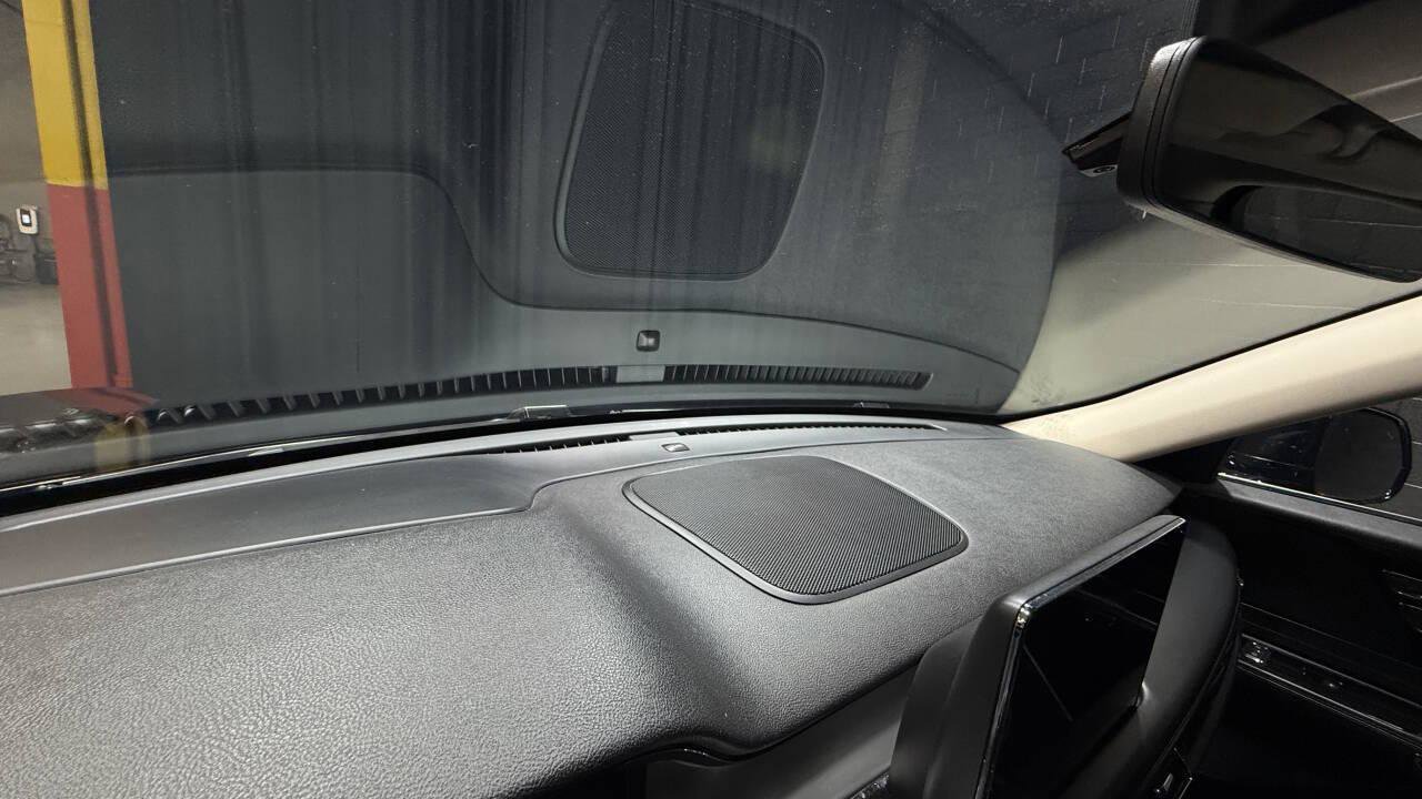 Used 2021 Lincoln Aviator AWD image 65