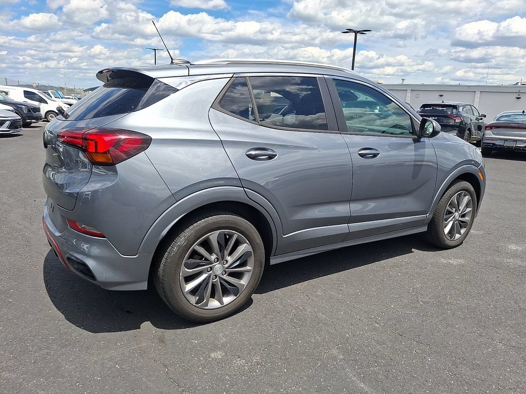 Used 2021 Buick Encore GX Select w/ Experience Buick Package AWD/4WD image 6