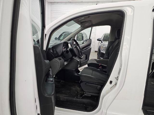 Used 2018 Chevrolet City Express LT FWD image 27