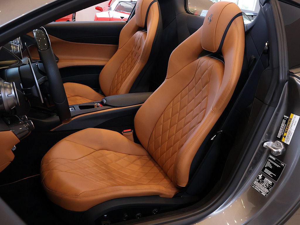 Certified 2022 Ferrari 812 GTS RWD image 5