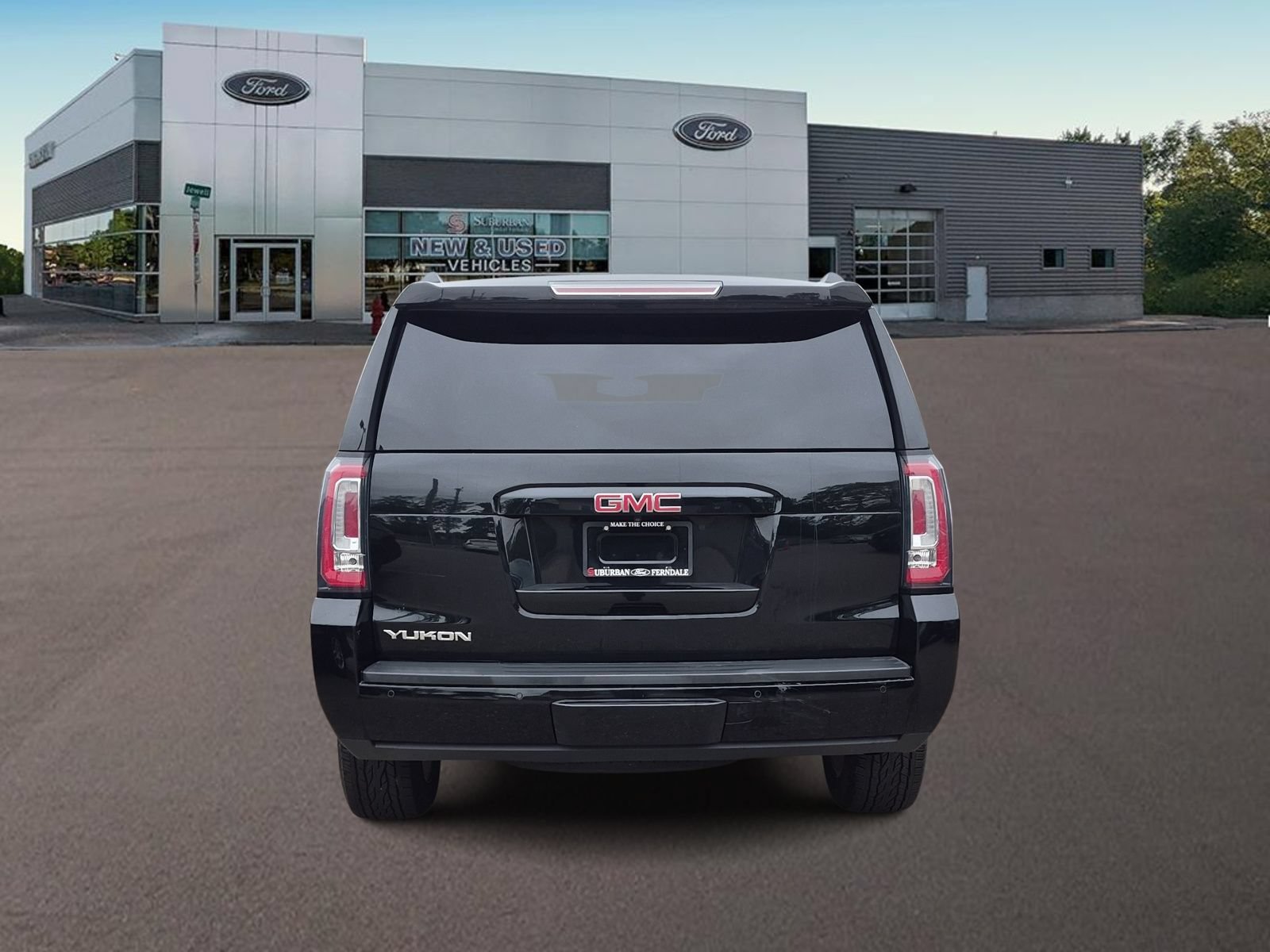 Used 2018 GMC Yukon SLE w/ SLE Value Package AWD/4WD image 8