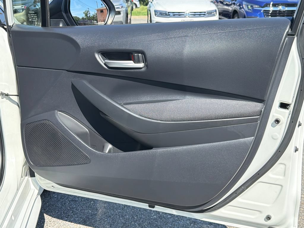 Used 2021 Toyota Corolla LE FWD image 8
