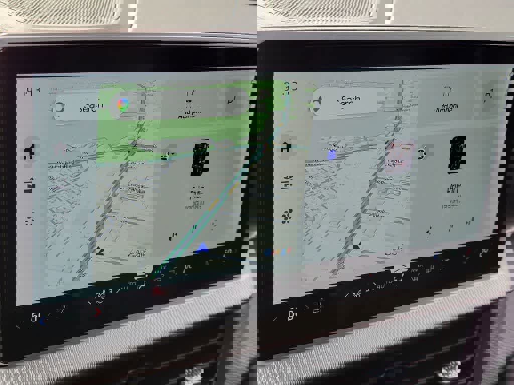 Certified 2025 Ford Explorer ST-Line image 24