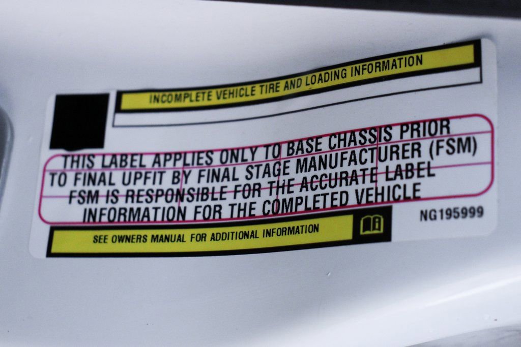 Used 2022 RAM 5500 Tradesman w/ Chrome Appearance Group image 45