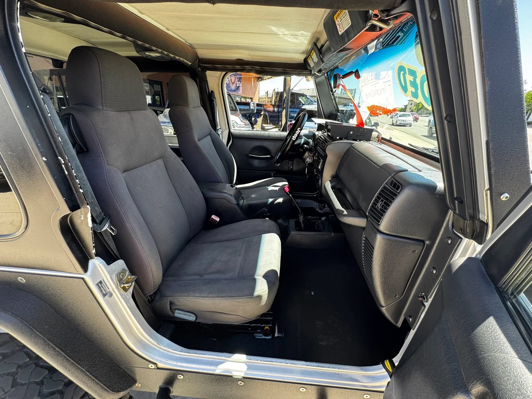 Used 2006 Jeep Wrangler Rubicon AWD/4WD image 18