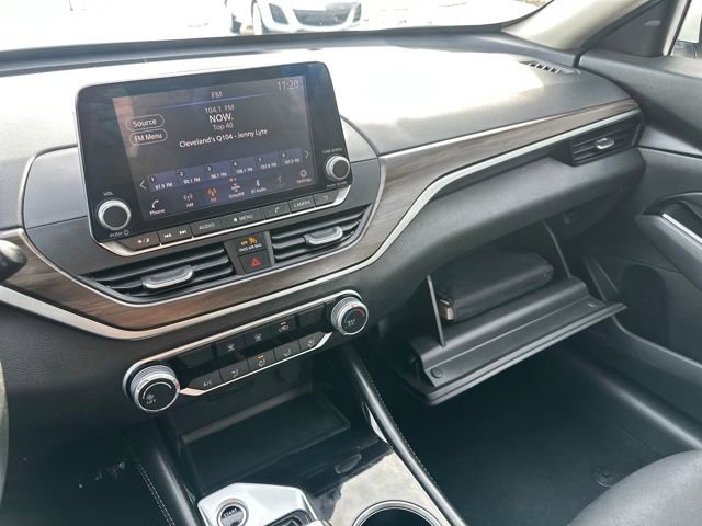 Used 2023 Nissan Altima 2.5 SV image 29