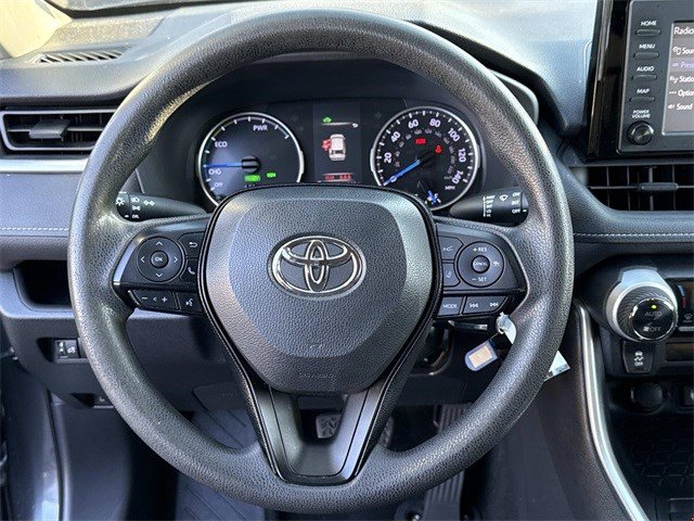 Used 2019 Toyota RAV4 LE image 18