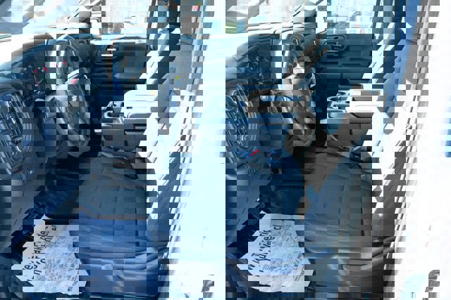 Used 2025 Chevrolet Silverado 1500 W/T w/ Trailering Package image 16