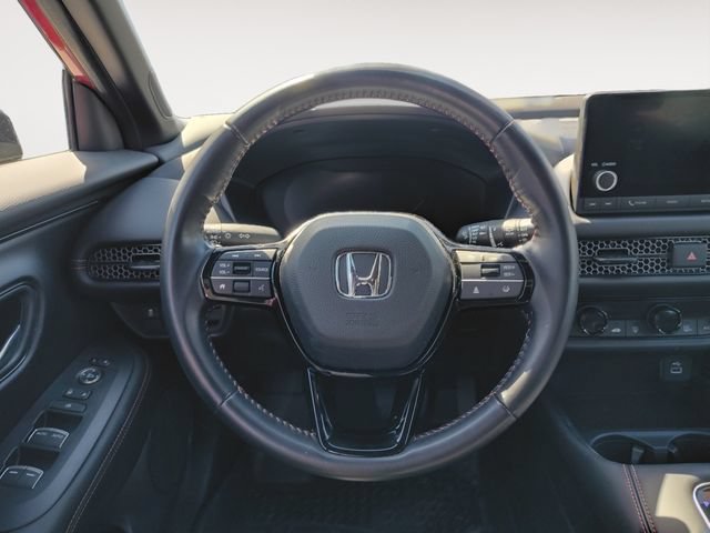 Used 2025 Honda HR-V Sport image 12