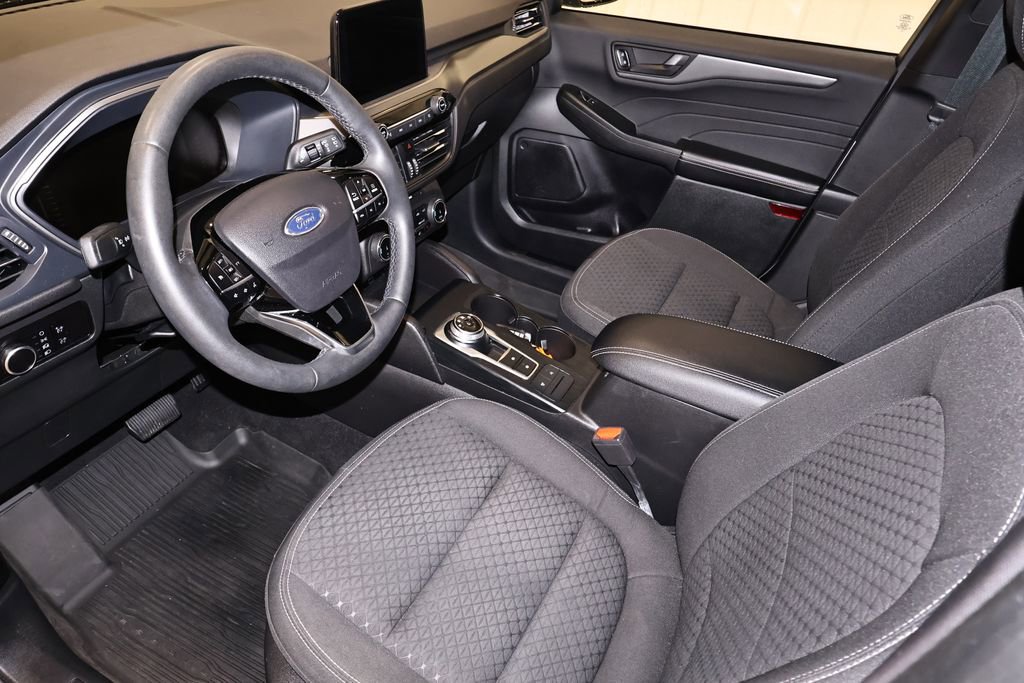 Certified 2023 Ford Escape Active image 30