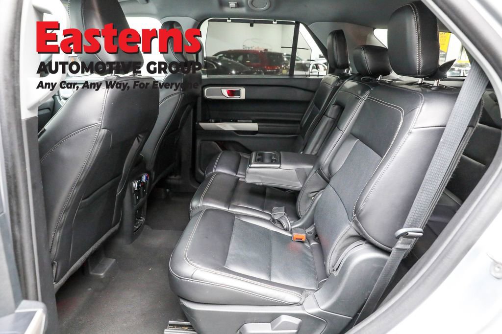 Used 2023 Ford Explorer Limited AWD/4WD image 24