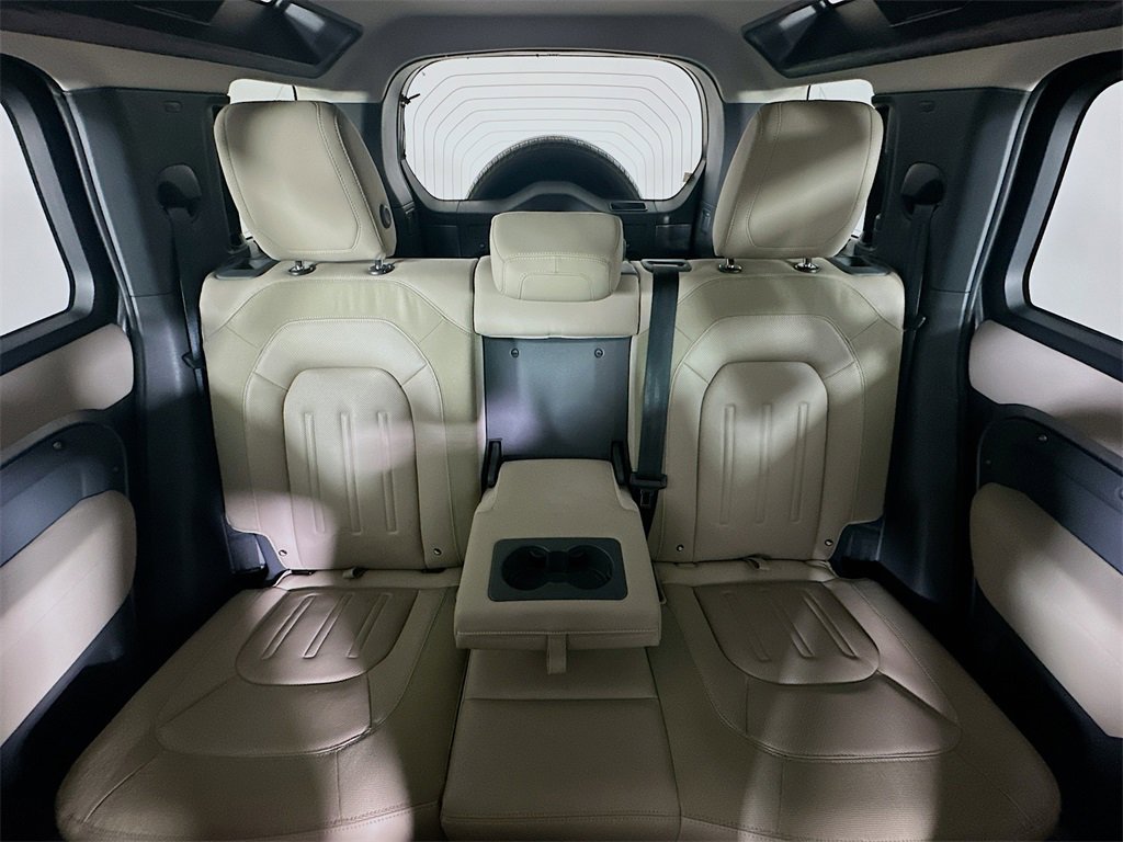 Used 2020 Land Rover Defender 110 S image 13