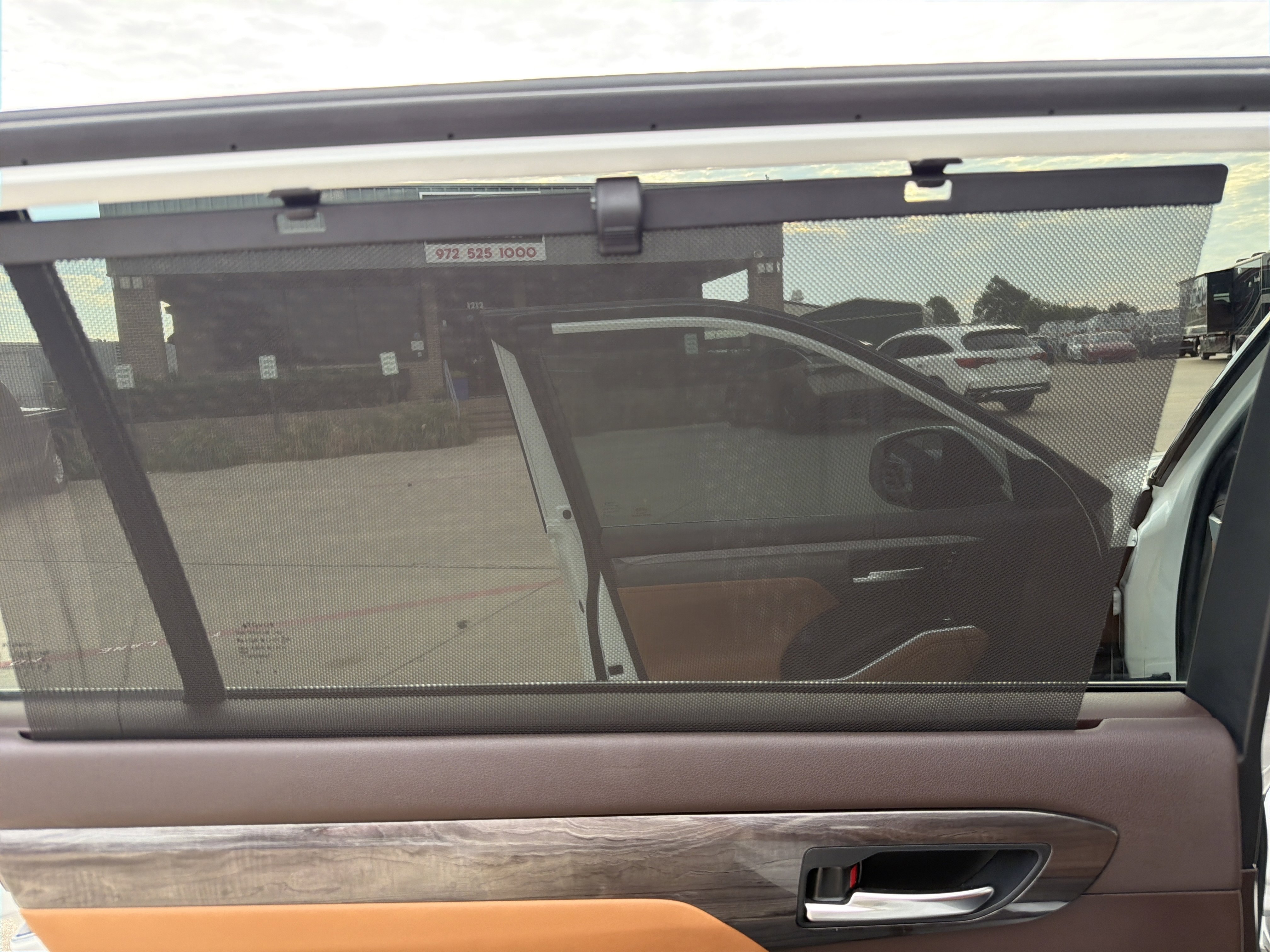 Used 2020 Toyota Highlander Platinum FWD image 39